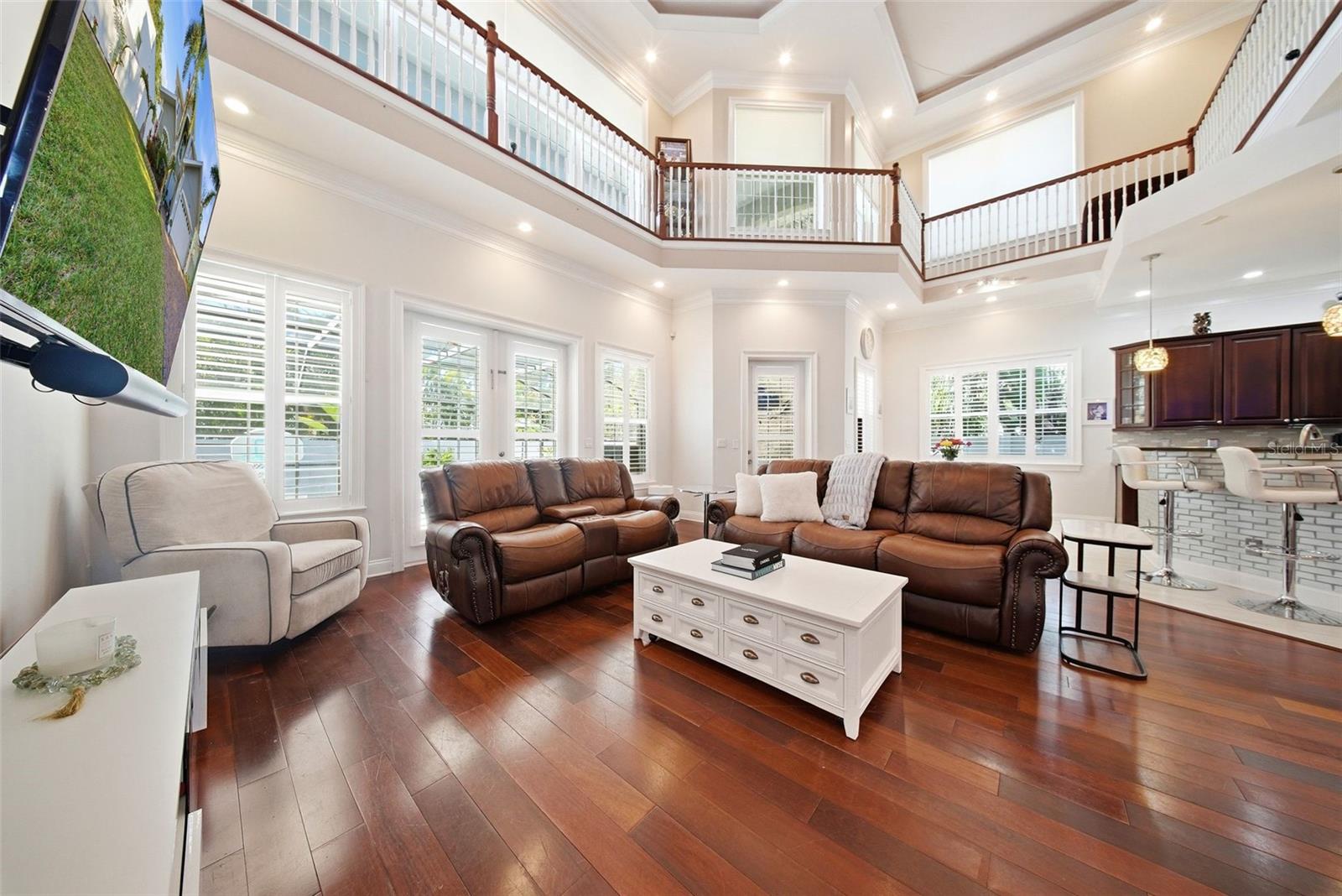 234 36TH AVE NE, ST PETERSBURG, FL, 33704