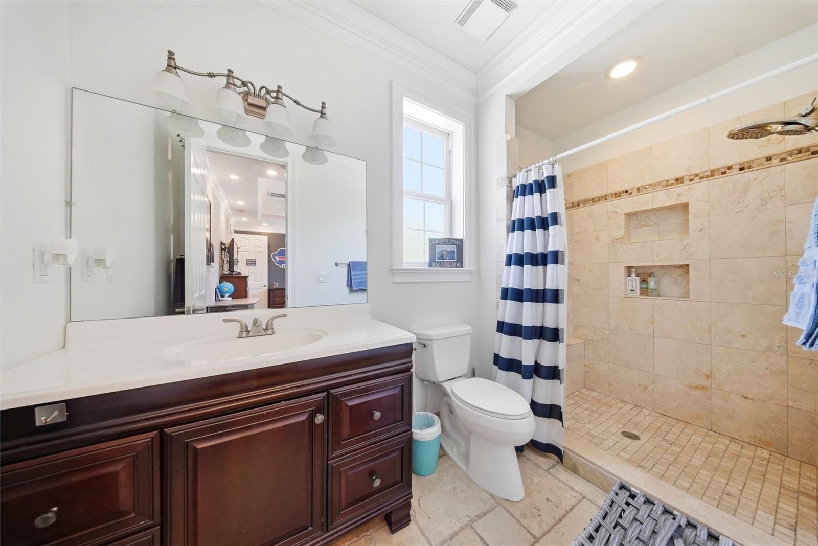 234 36TH AVE NE, ST PETERSBURG, FL, 33704