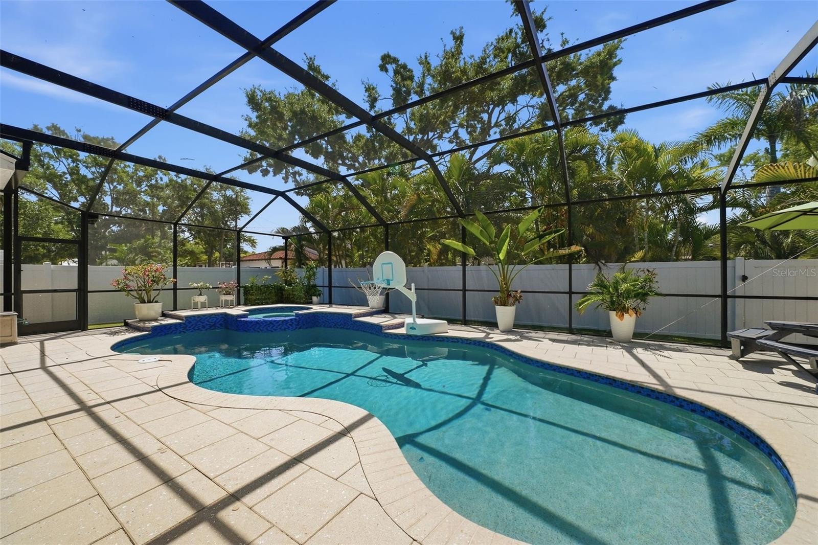 234 36TH AVE NE, ST PETERSBURG, FL, 33704