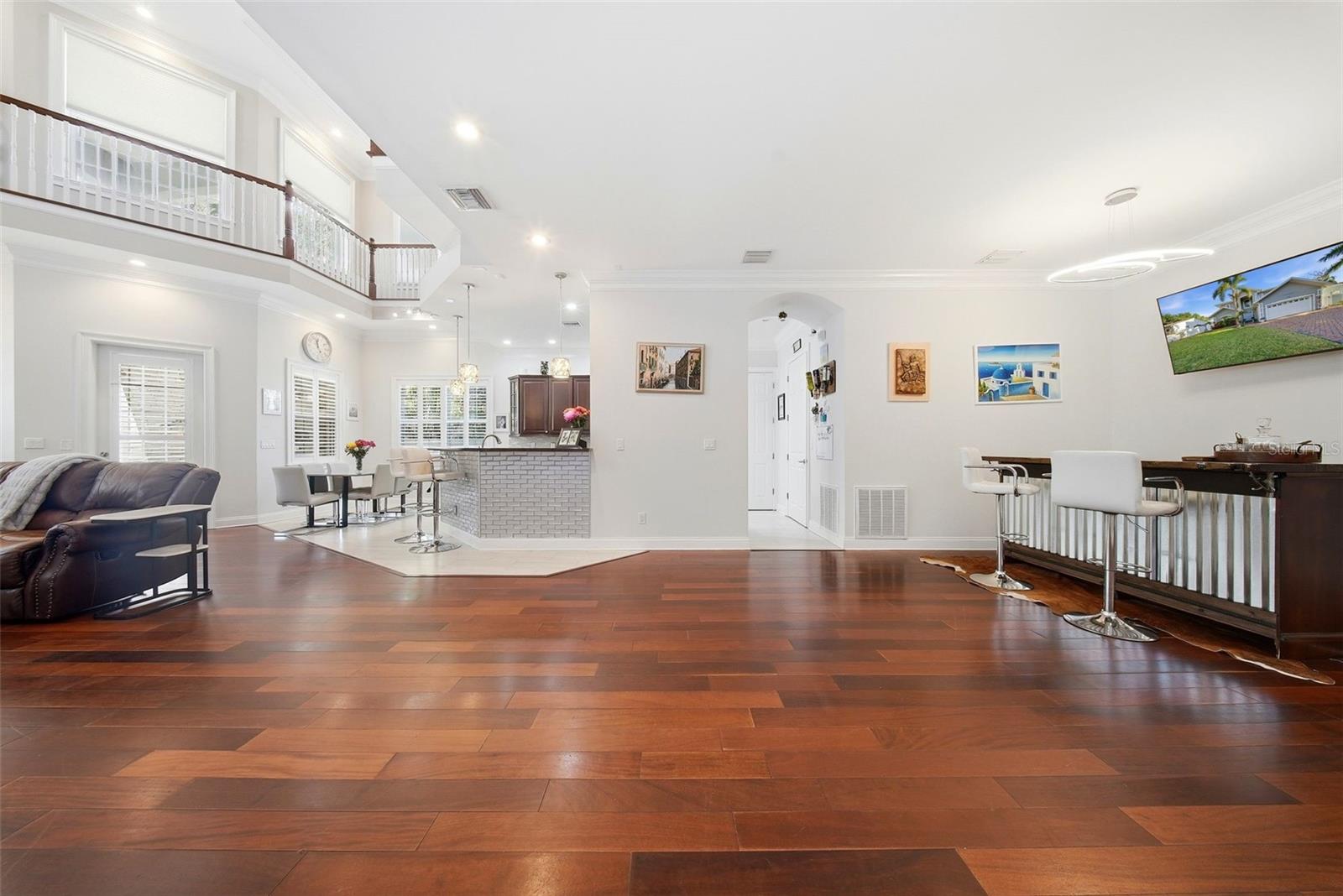 234 36TH AVE NE, ST PETERSBURG, FL, 33704