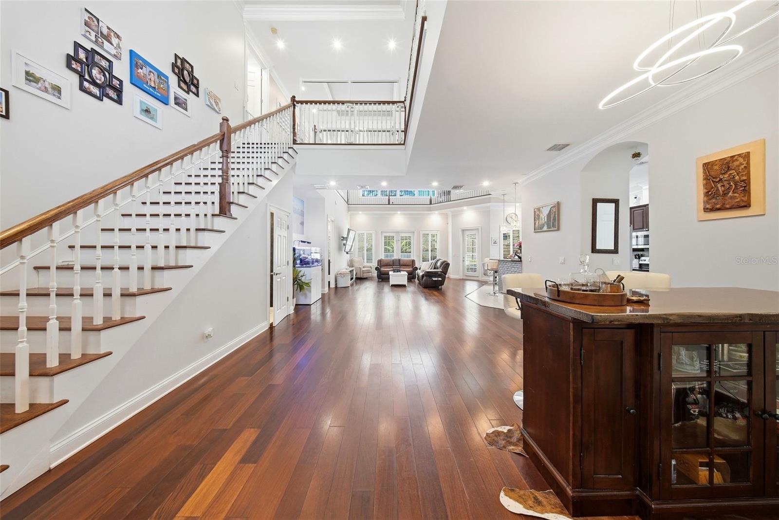 234 36TH AVE NE, ST PETERSBURG, FL, 33704