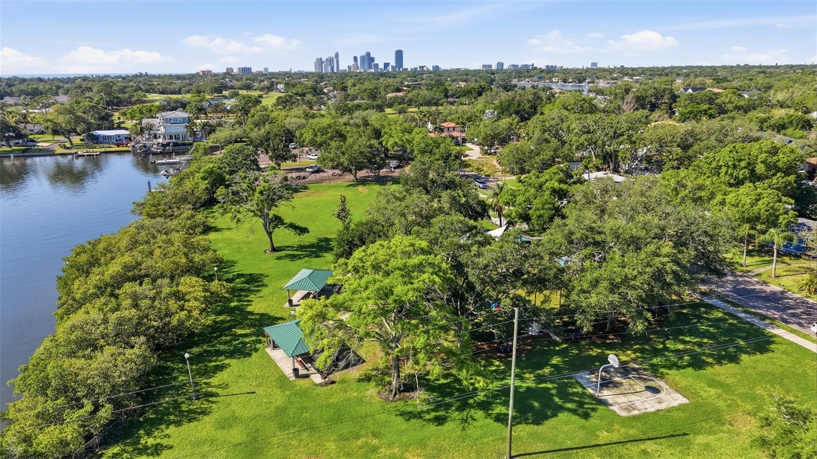 234 36TH AVE NE, ST PETERSBURG, FL, 33704