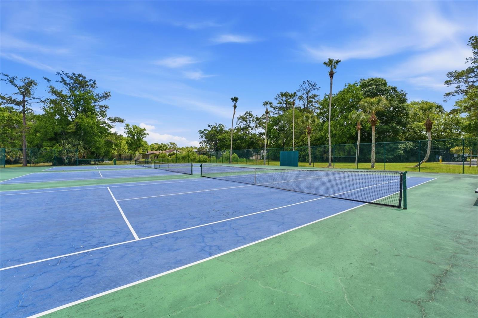 210 E SWEETWATER CREEK DR, LONGWOOD, FL, 32779