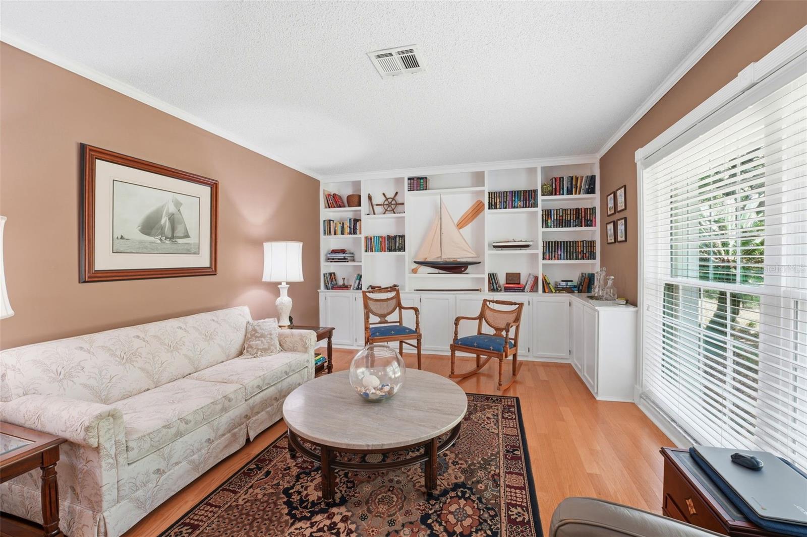 210 E SWEETWATER CREEK DR, LONGWOOD, FL, 32779