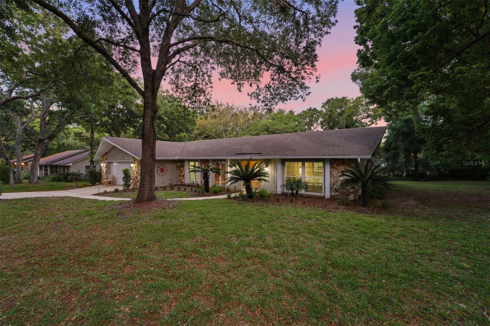 210 E SWEETWATER CREEK DR, LONGWOOD, FL, 32779