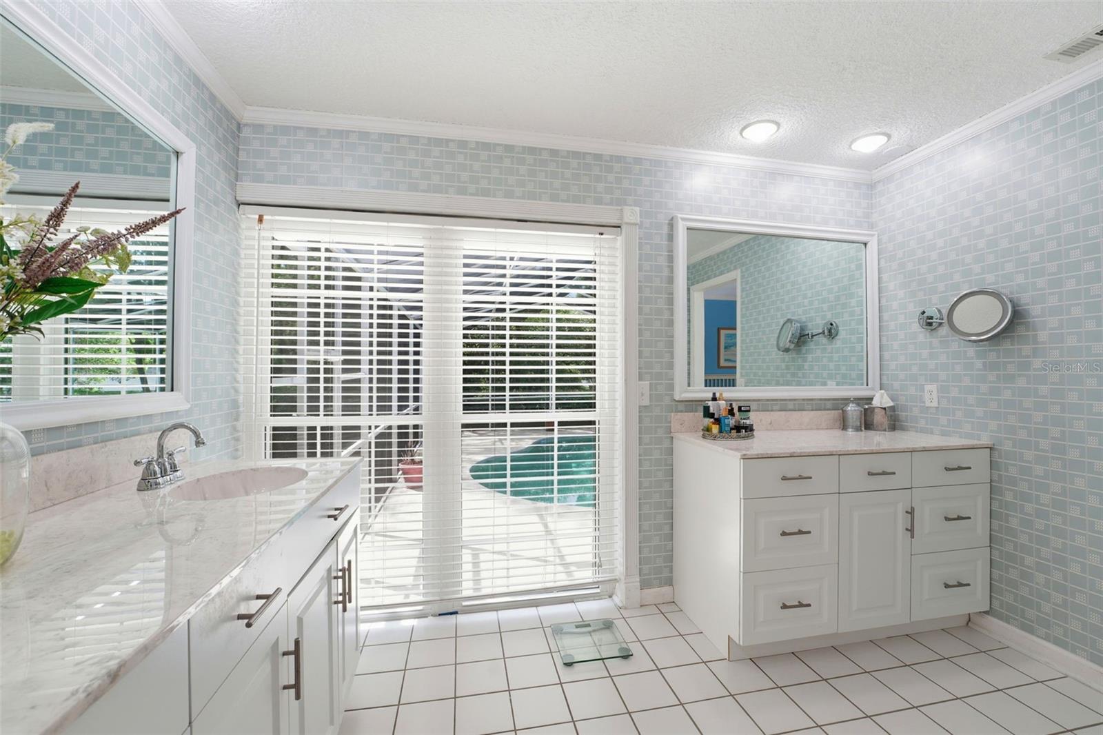 210 E SWEETWATER CREEK DR, LONGWOOD, FL, 32779