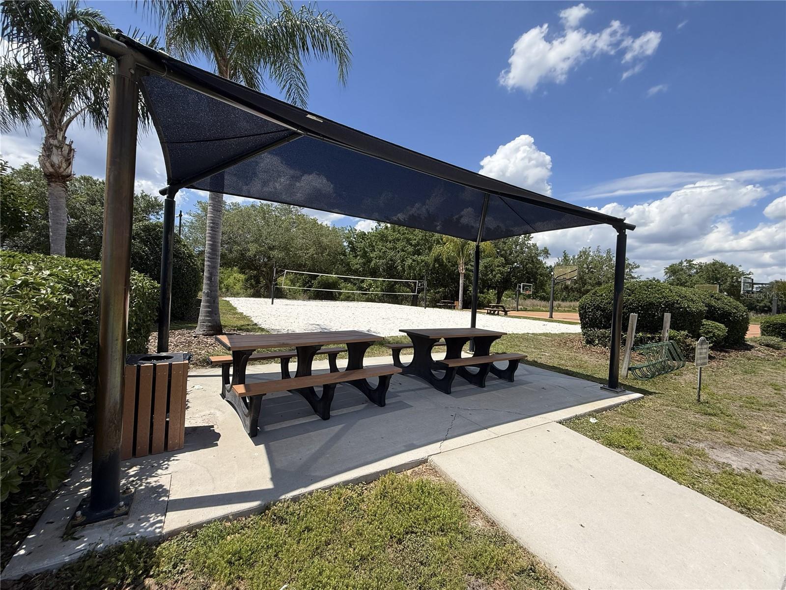 9551 JAYBIRD LN, LAND O LAKES, FL, 34638