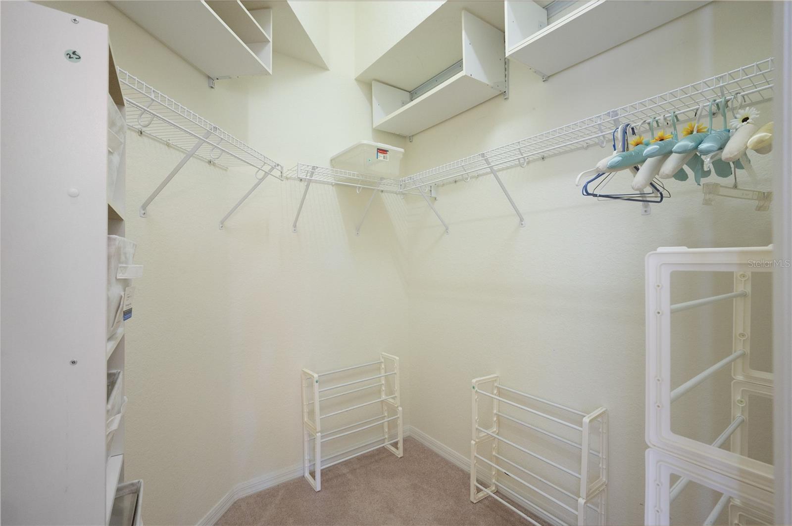 9551 JAYBIRD LN, LAND O LAKES, FL, 34638