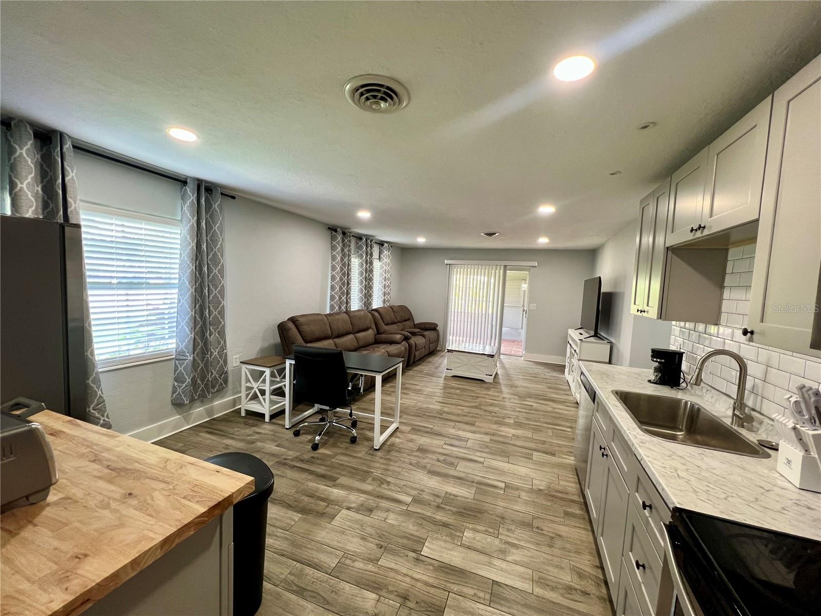 112 ROSE ST, VENICE, FL, 34293