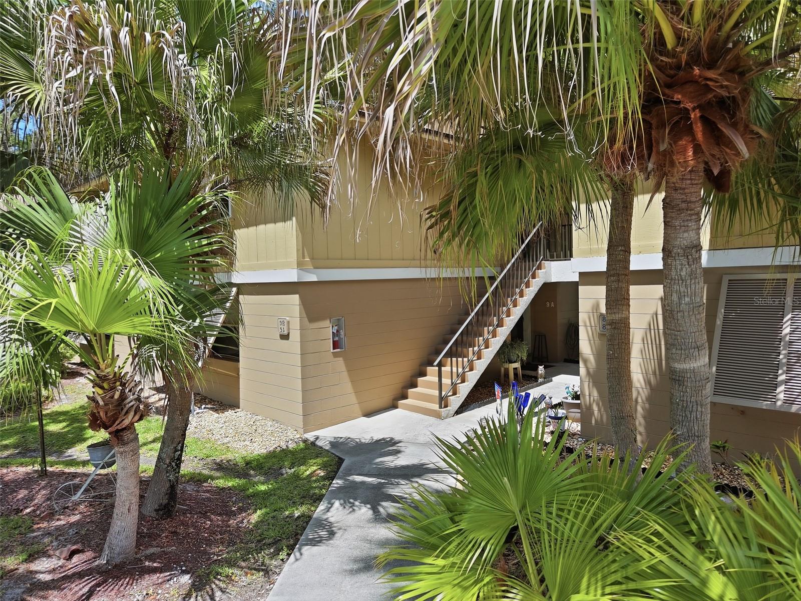 120 HIBISCUS WOODS CT #9B, DELTONA, FL, 32725