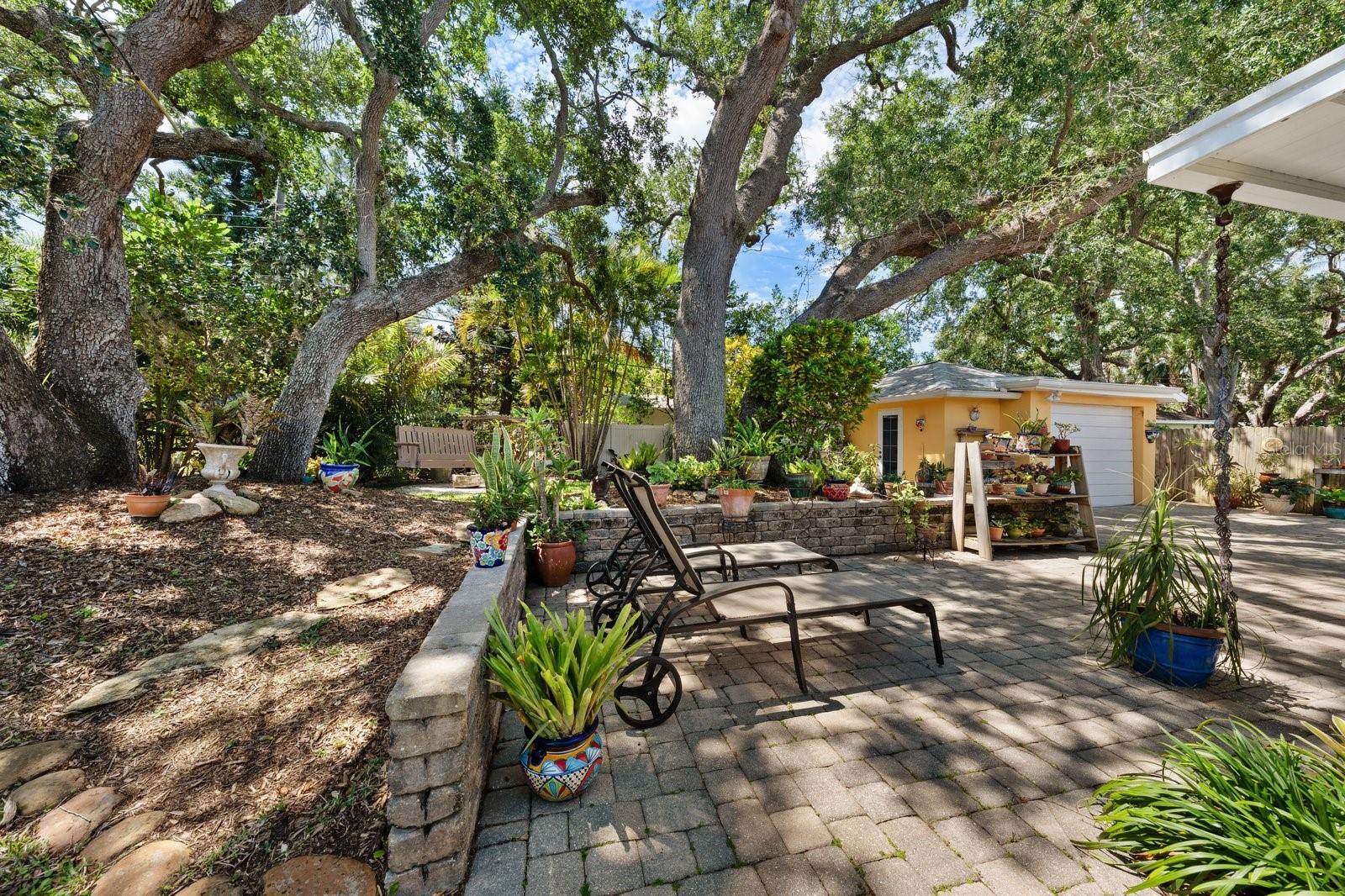 225 GARDEN CIR S, DUNEDIN, FL, 34698