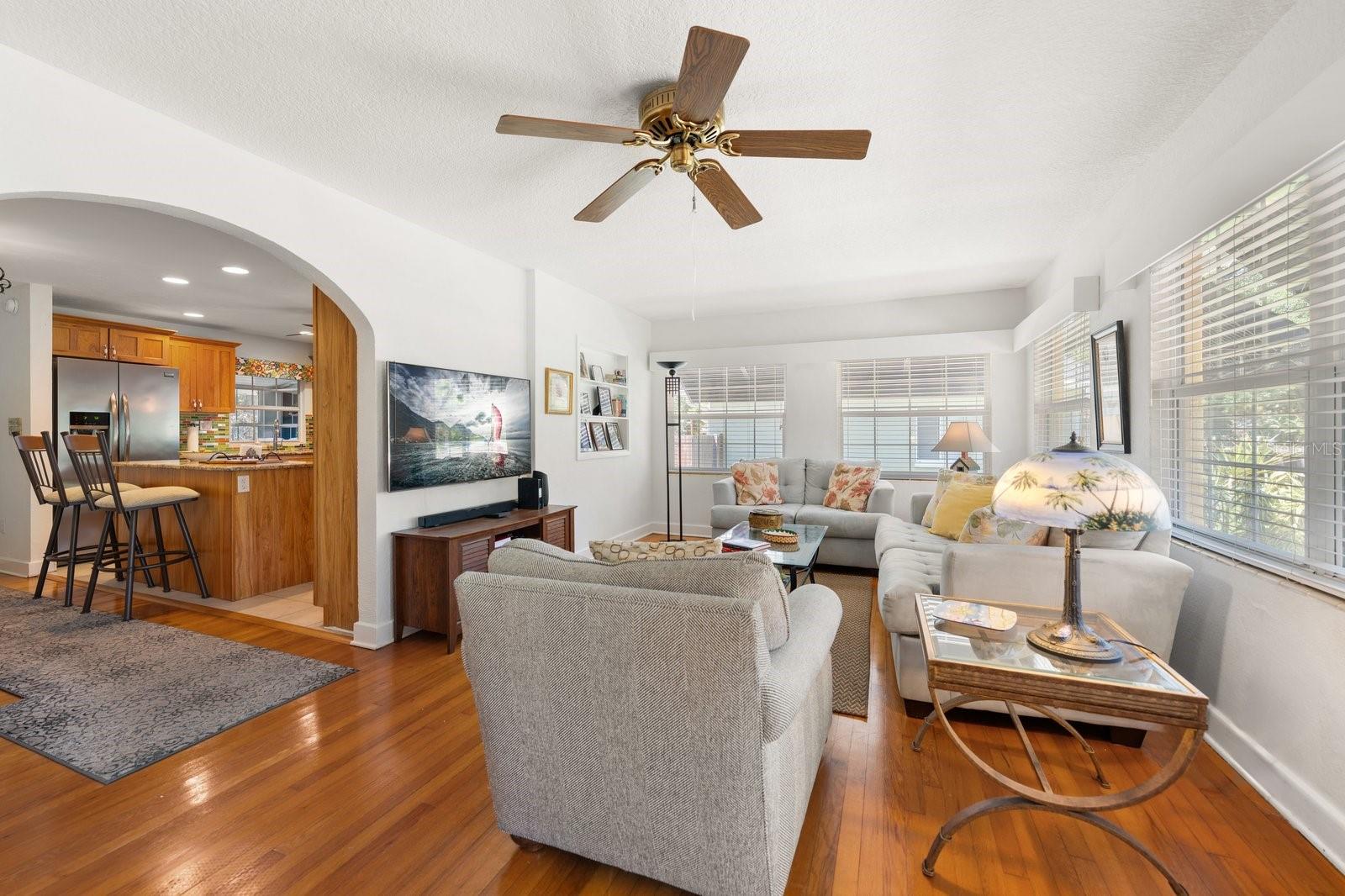 225 GARDEN CIR S, DUNEDIN, FL, 34698