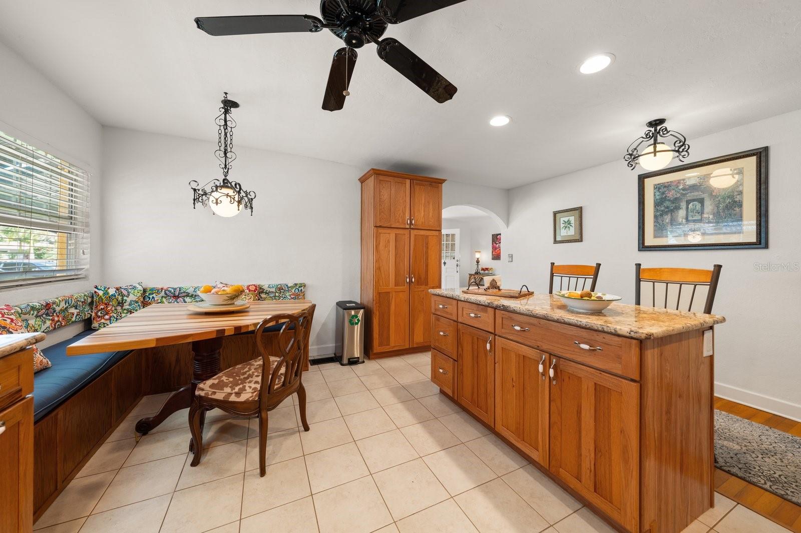 225 GARDEN CIR S, DUNEDIN, FL, 34698