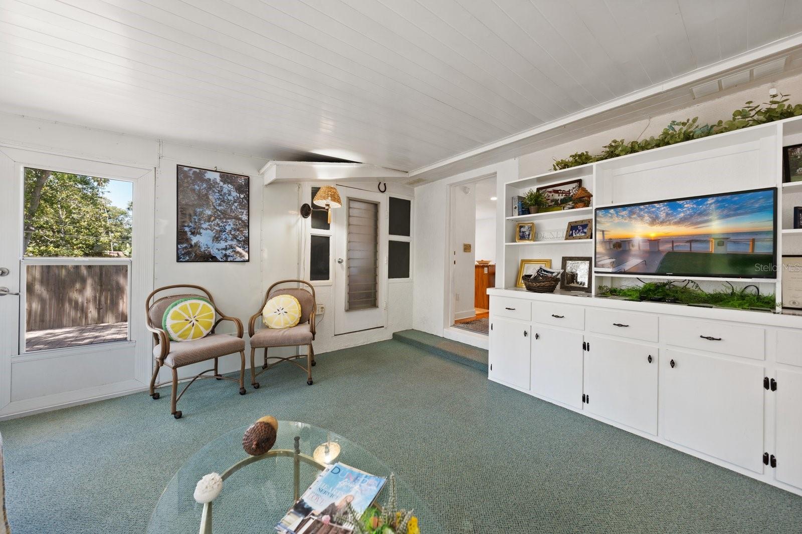 225 GARDEN CIR S, DUNEDIN, FL, 34698