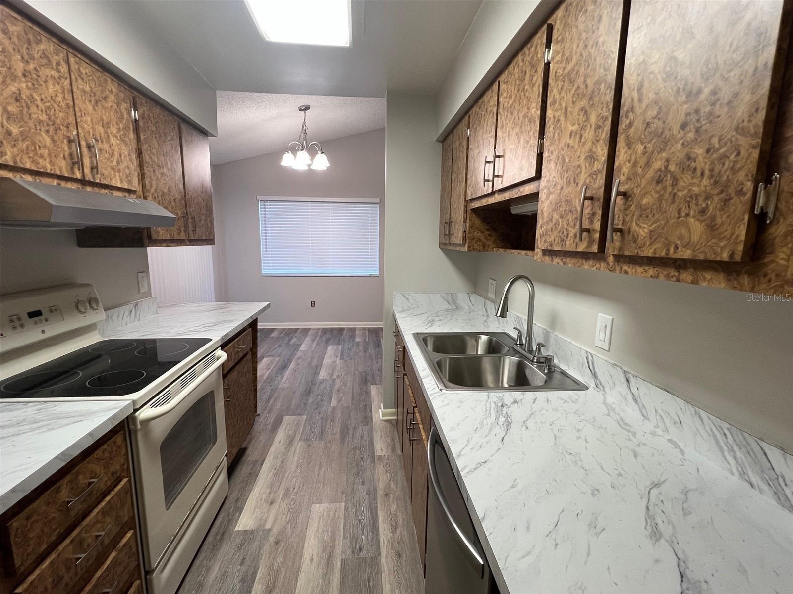 706 LAKESIDE DR, WINTER SPRINGS, FL, 32708
