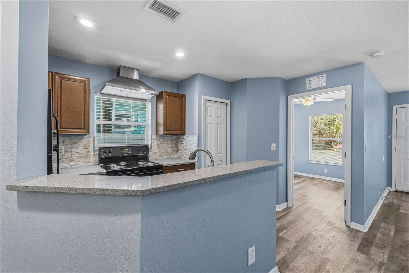 2421 E 17TH AVE, TAMPA, FL, 33605