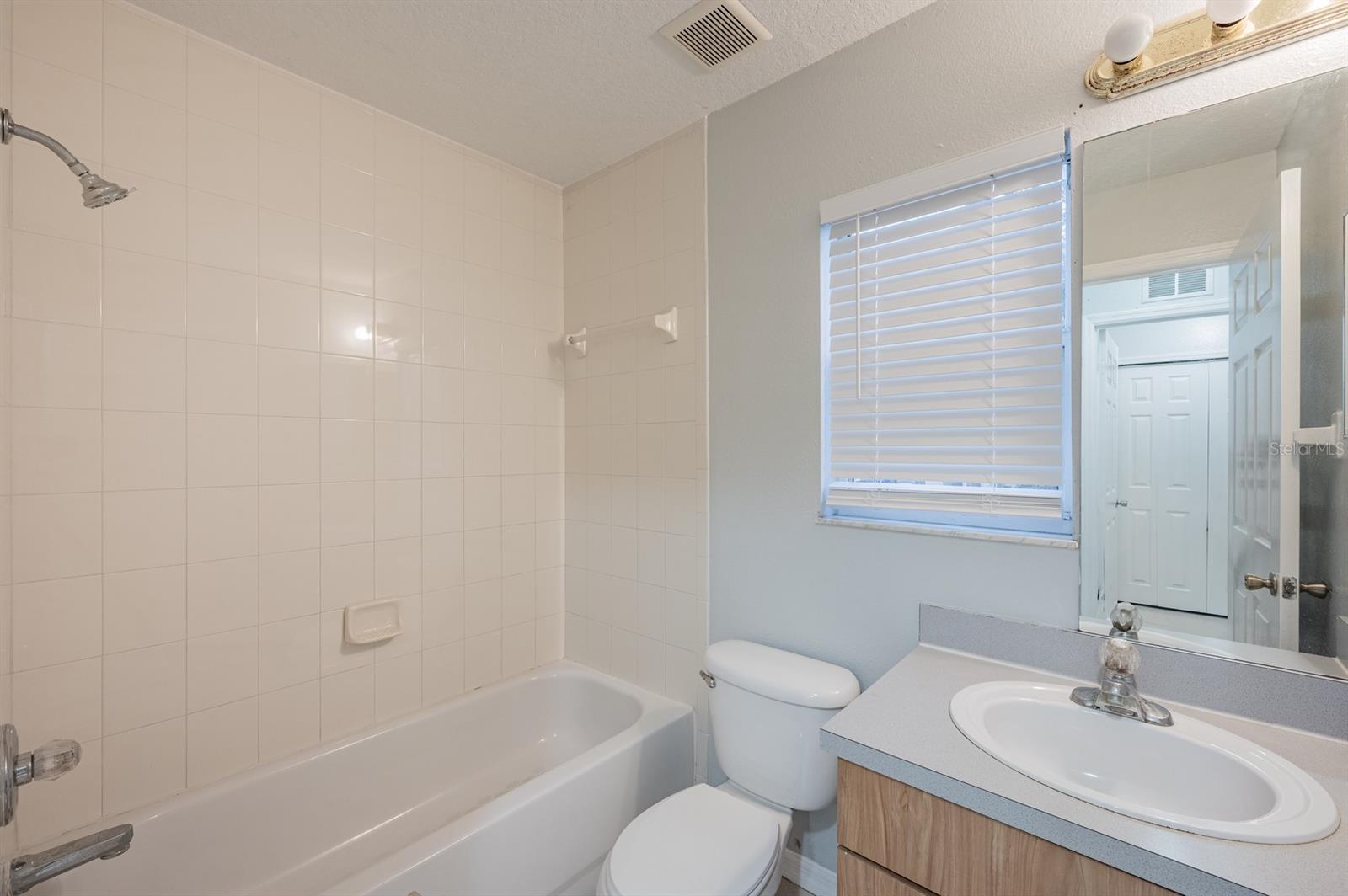 2421 E 17TH AVE, TAMPA, FL, 33605