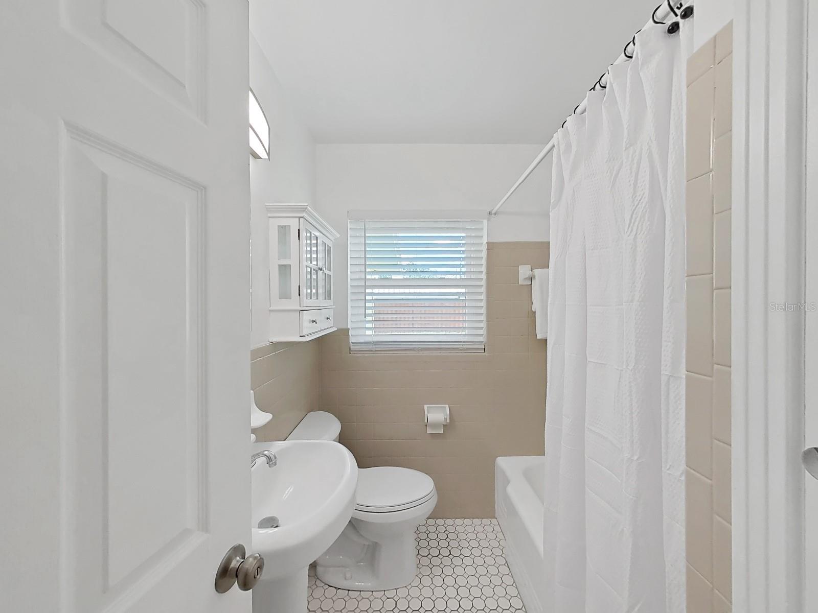 4610 W BAY VILLA AVE, TAMPA, FL, 33611