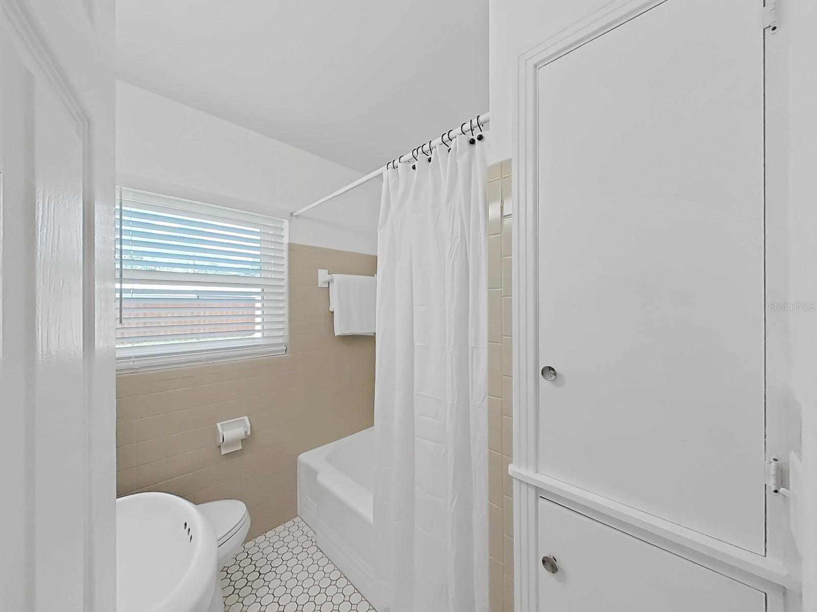 4610 W BAY VILLA AVE, TAMPA, FL, 33611