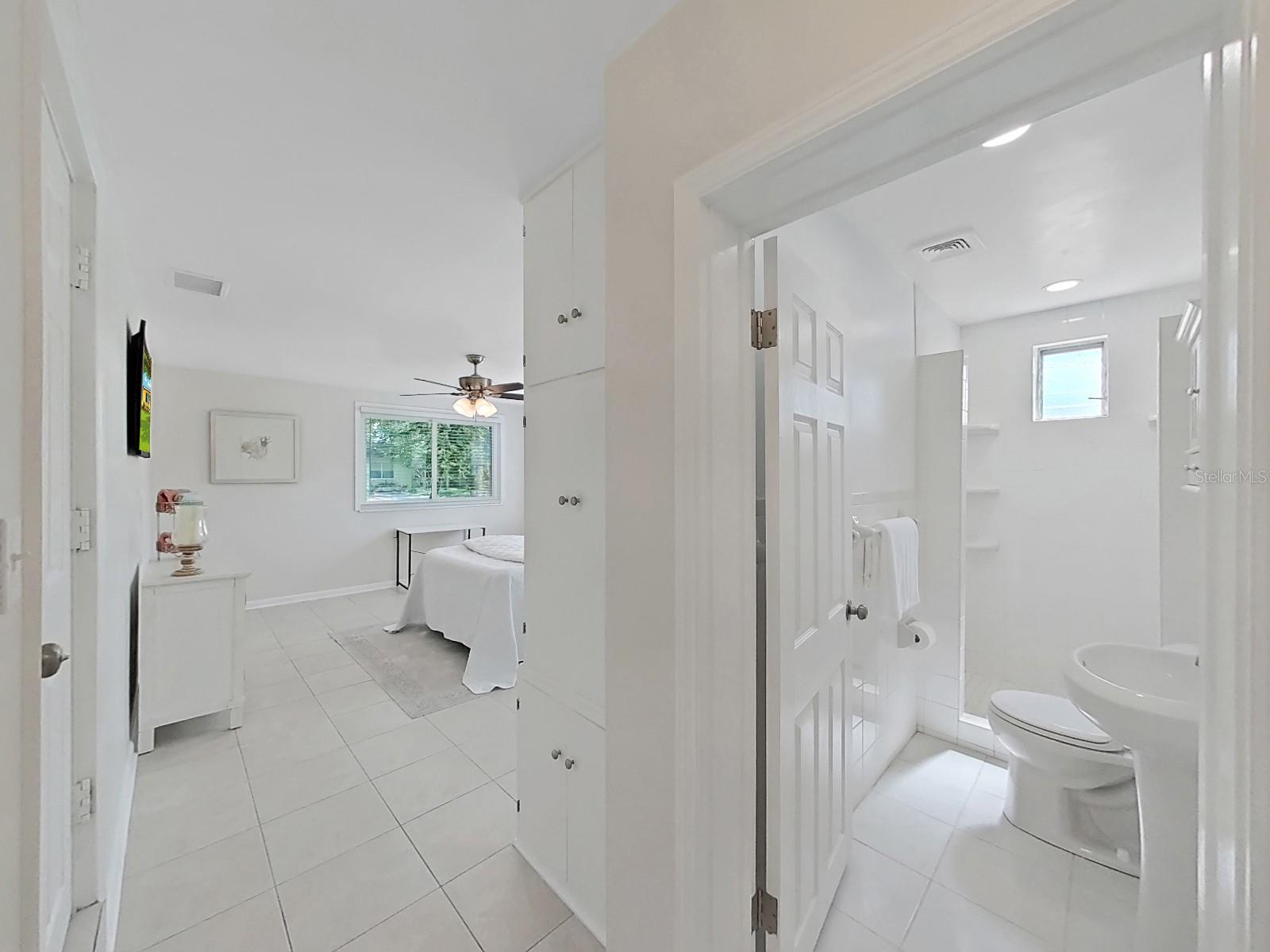 4610 W BAY VILLA AVE, TAMPA, FL, 33611