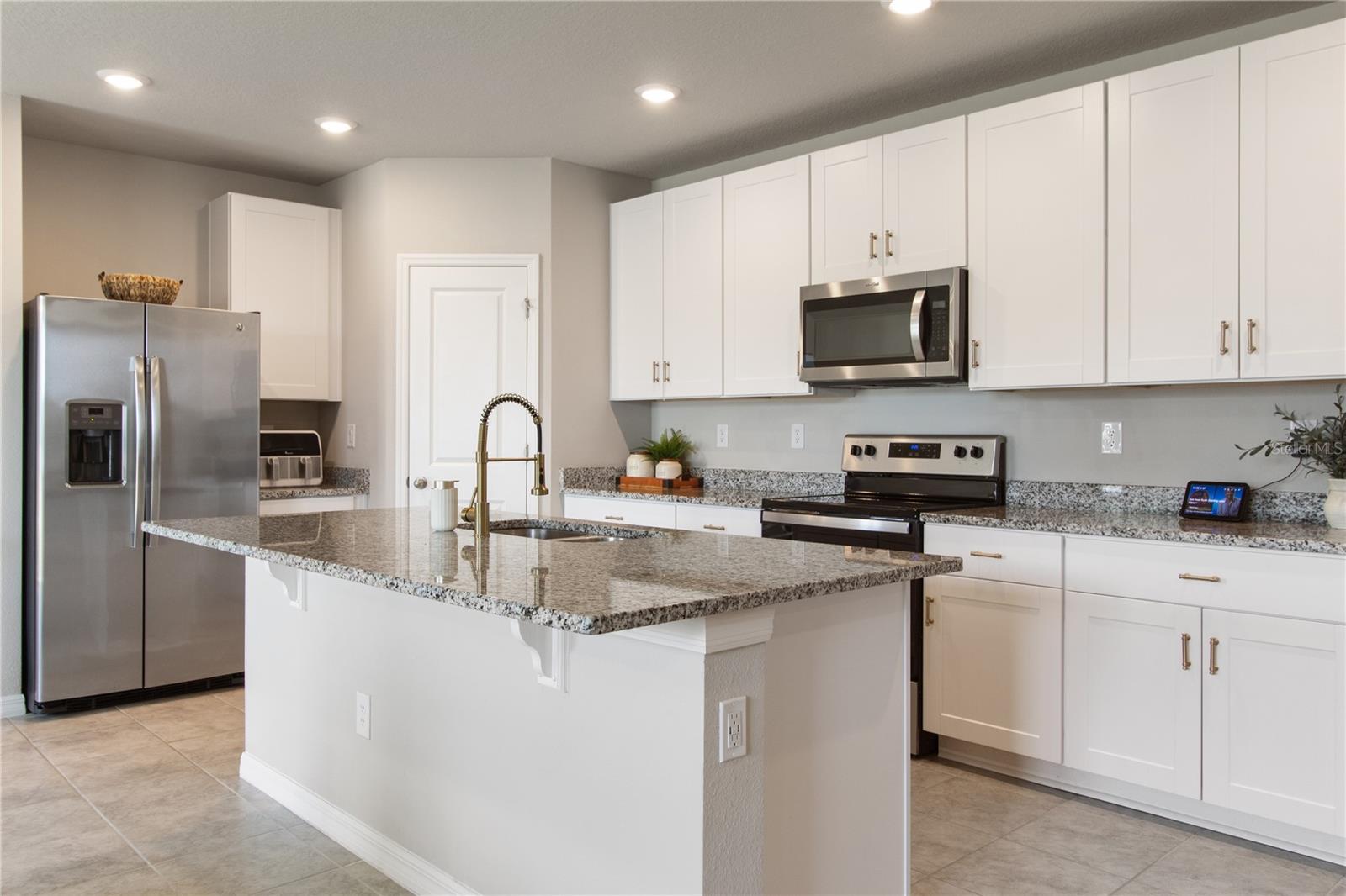 3521 BONSILVA ST, PLANT CITY, FL, 33566