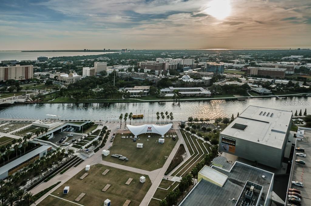 777 N ASHLEY DR #2403, TAMPA, FL, 33602