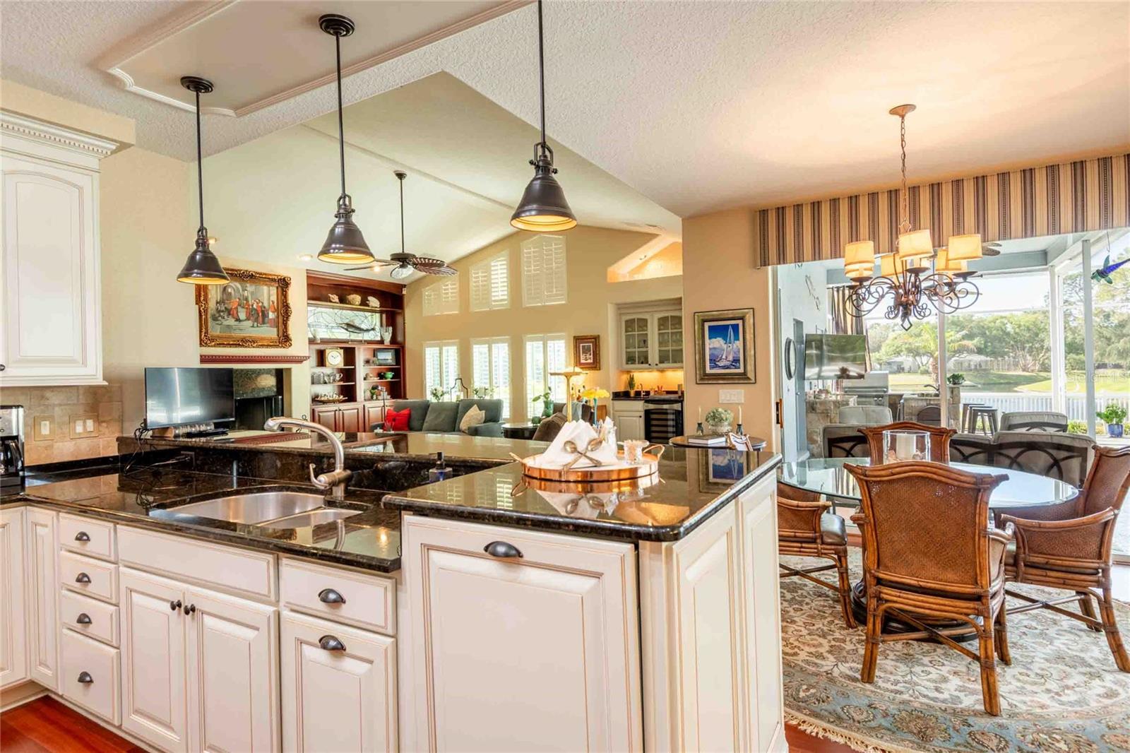 6605 STONINGTON DR N, TAMPA, FL, 33647