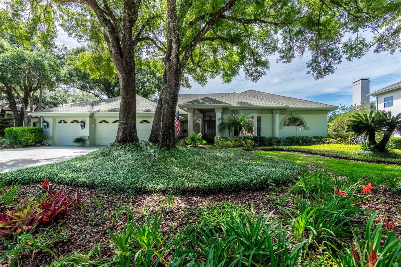 6605 STONINGTON DR N, TAMPA, FL, 33647