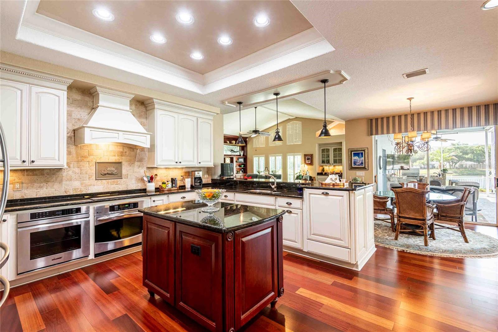 6605 STONINGTON DR N, TAMPA, FL, 33647