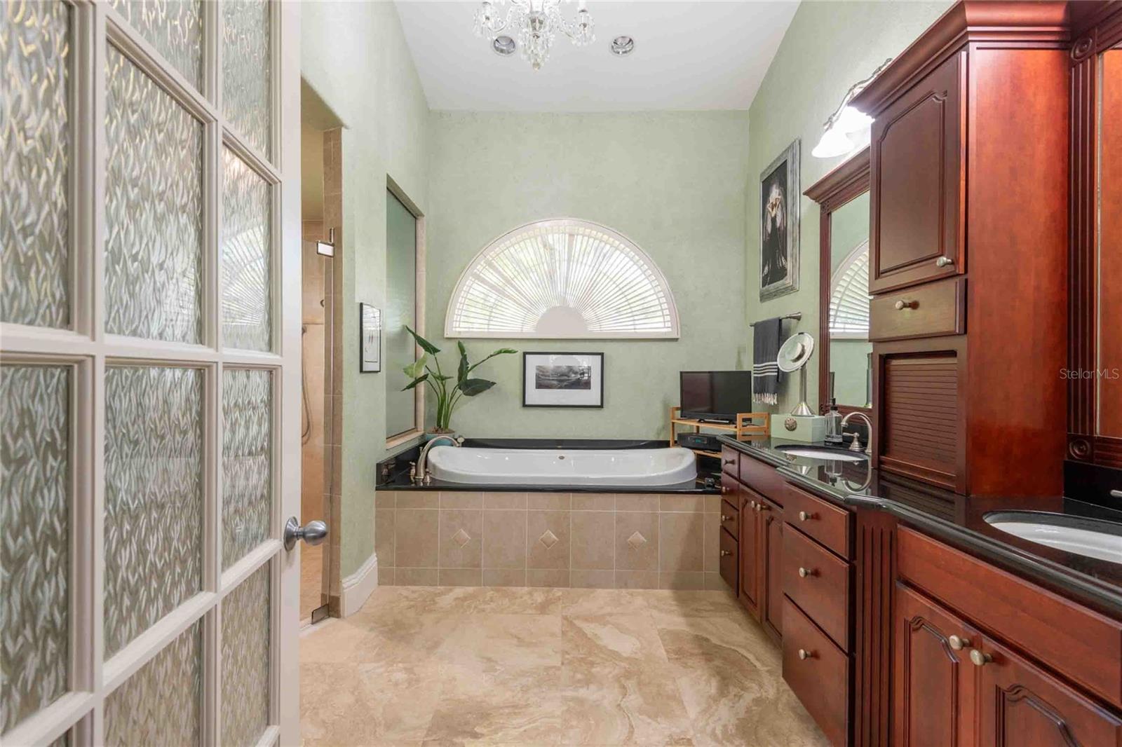 6605 STONINGTON DR N, TAMPA, FL, 33647