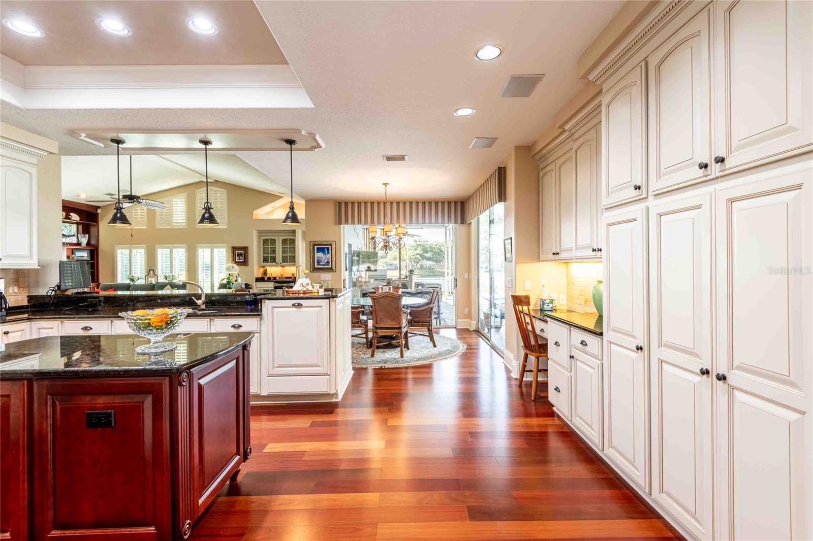 6605 STONINGTON DR N, TAMPA, FL, 33647