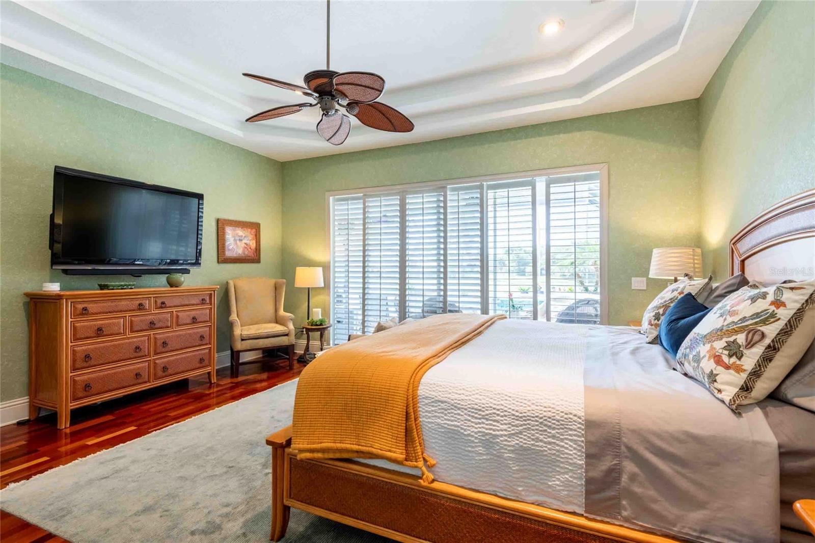 6605 STONINGTON DR N, TAMPA, FL, 33647