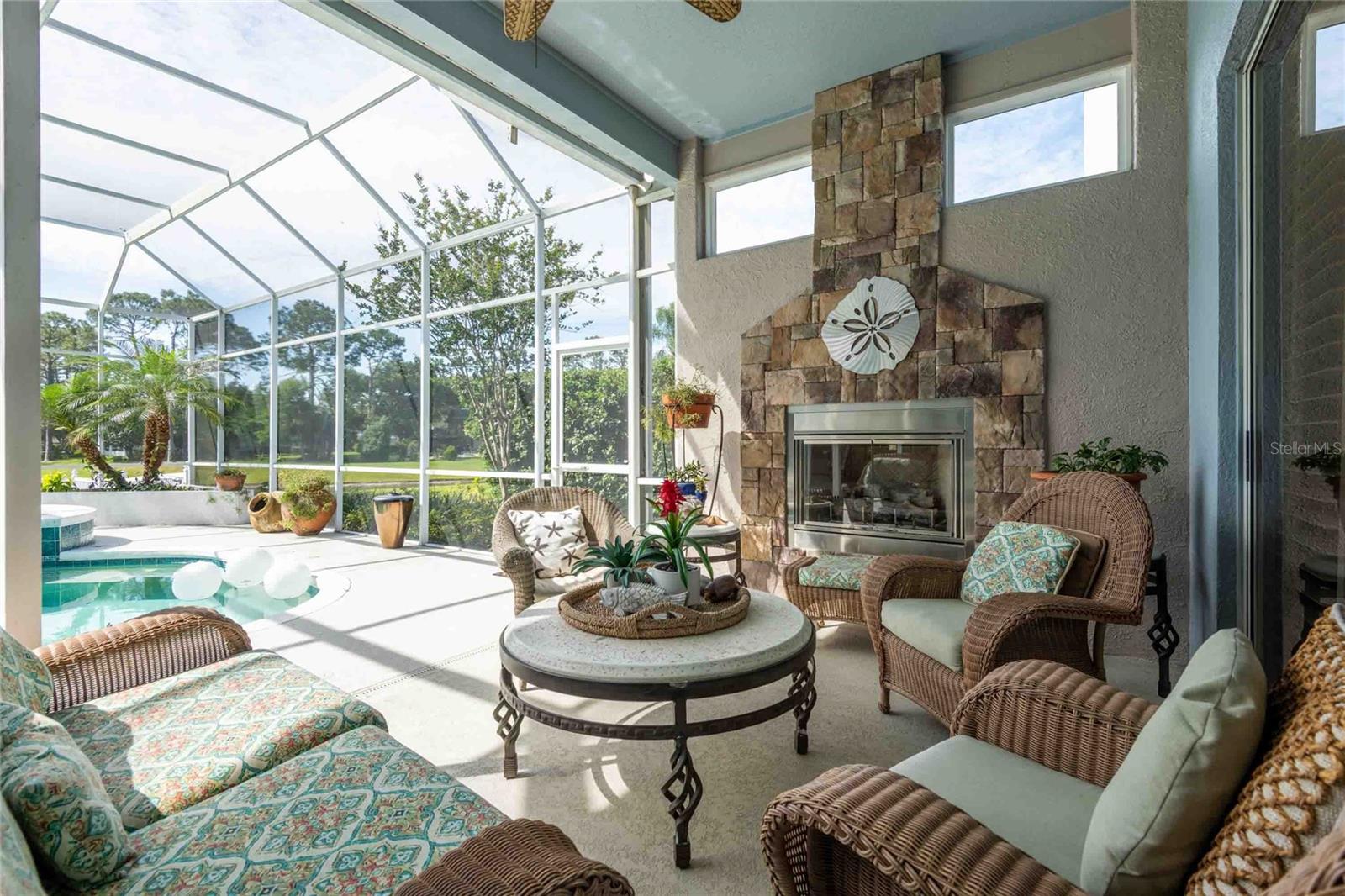 6605 STONINGTON DR N, TAMPA, FL, 33647