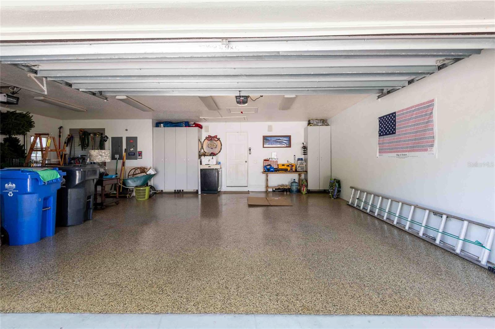 6605 STONINGTON DR N, TAMPA, FL, 33647