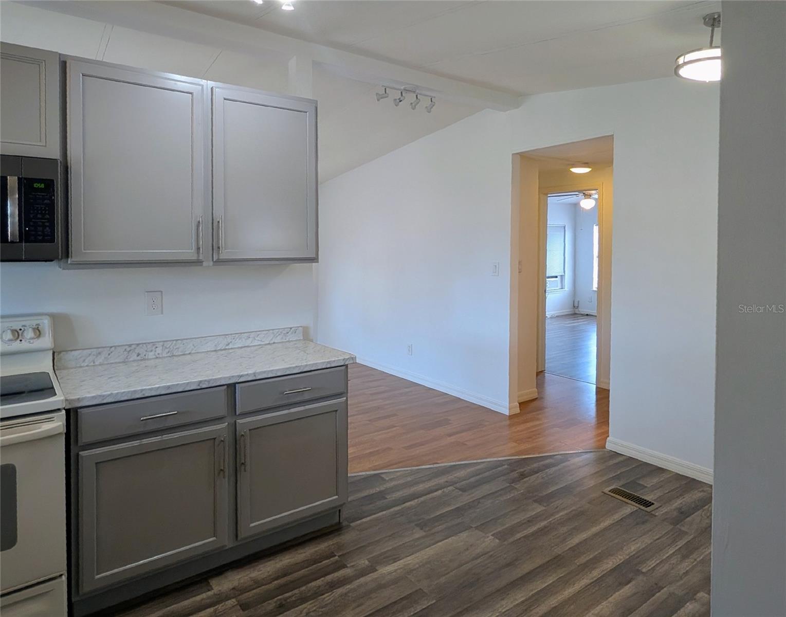 34351 TIMBERLAND BLVD, WESLEY CHAPEL, FL, 33543