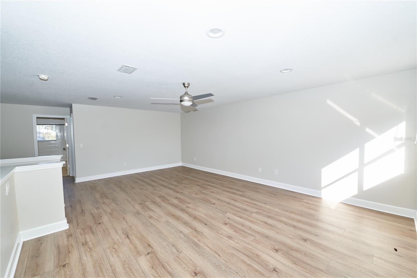 23903 SARDINIA DR, SORRENTO, FL, 32776