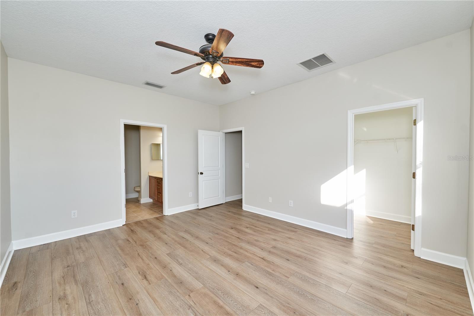 23903 SARDINIA DR, SORRENTO, FL, 32776