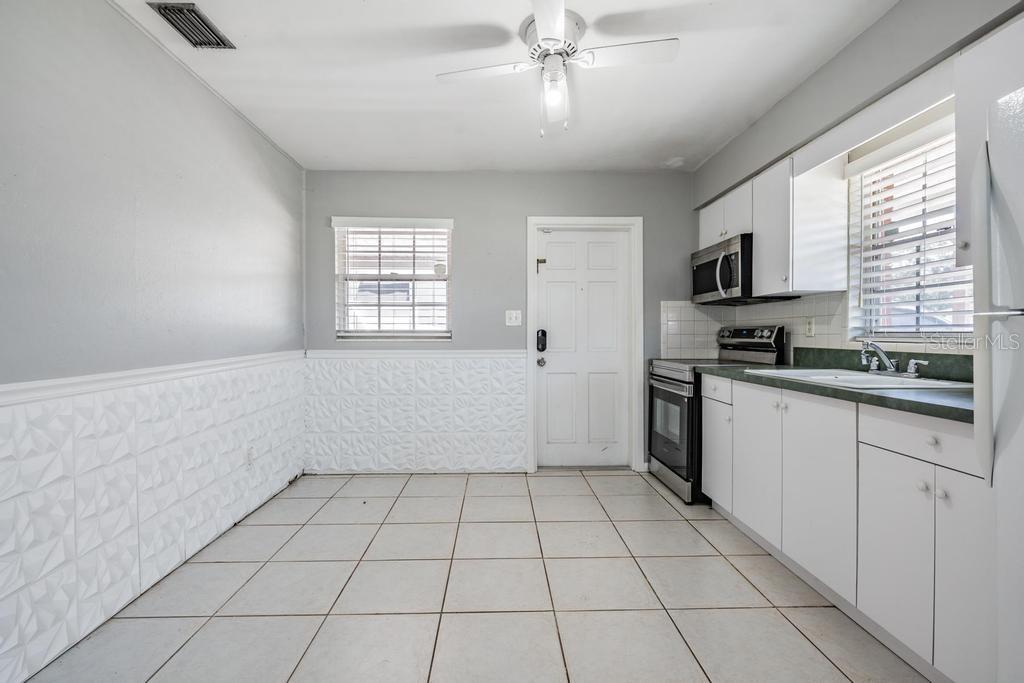 2709 W ABDELLA ST, TAMPA, FL, 33607