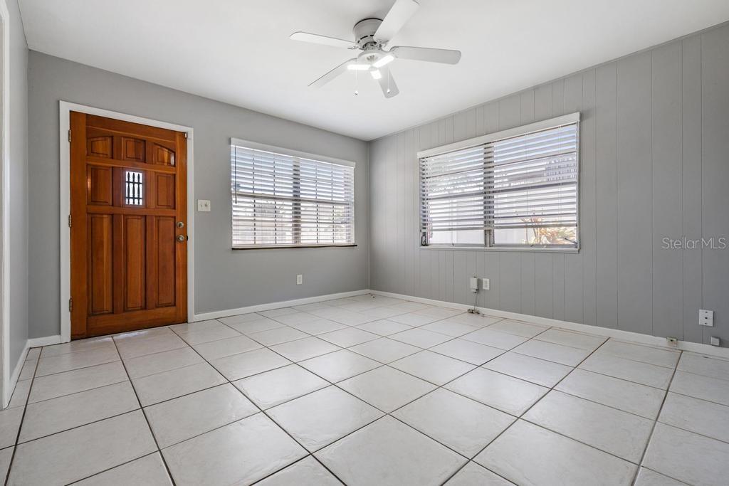 2709 W ABDELLA ST, TAMPA, FL, 33607