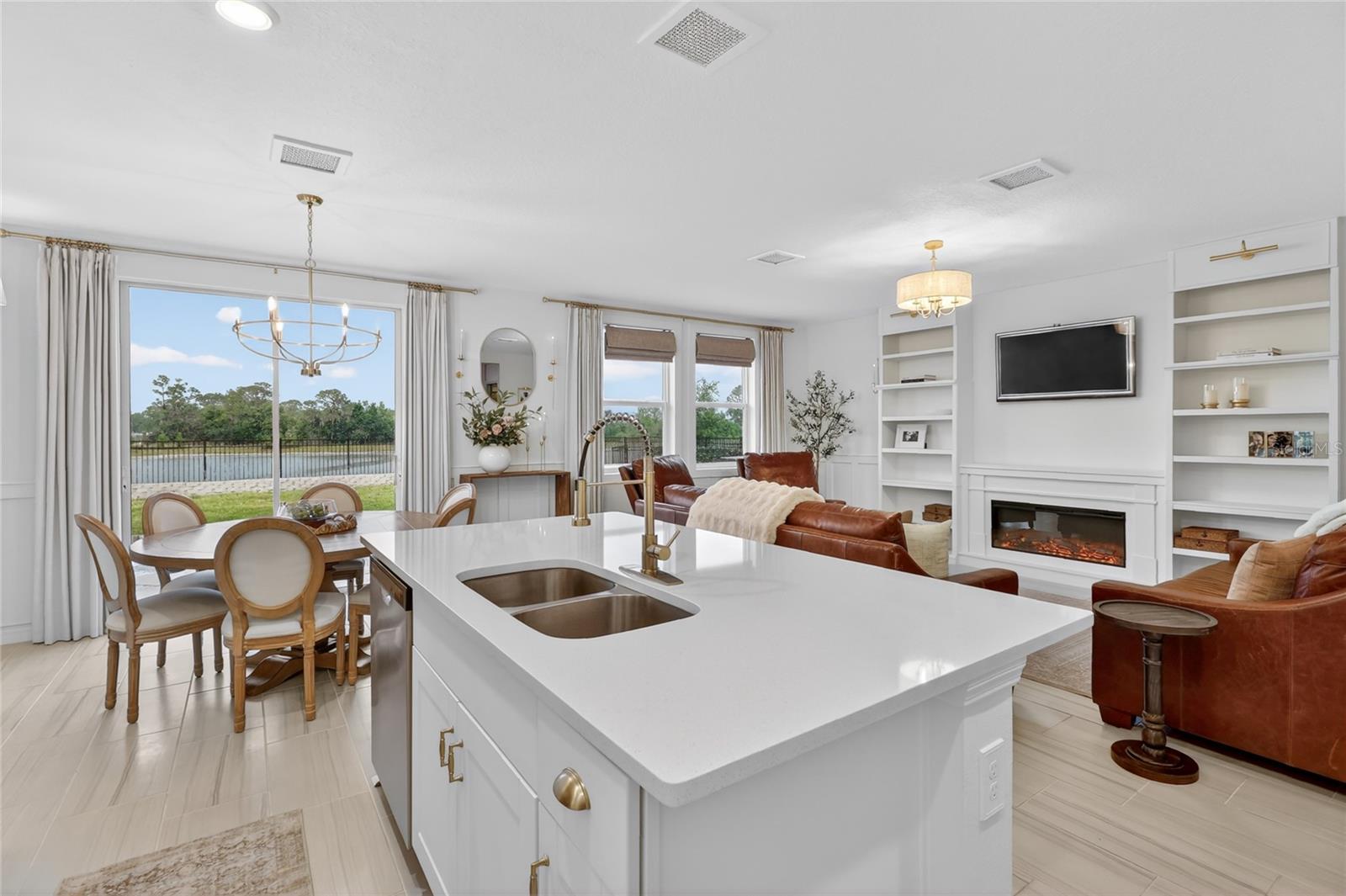 1256 OAK VALLEY DR, AUBURNDALE, FL, 33823