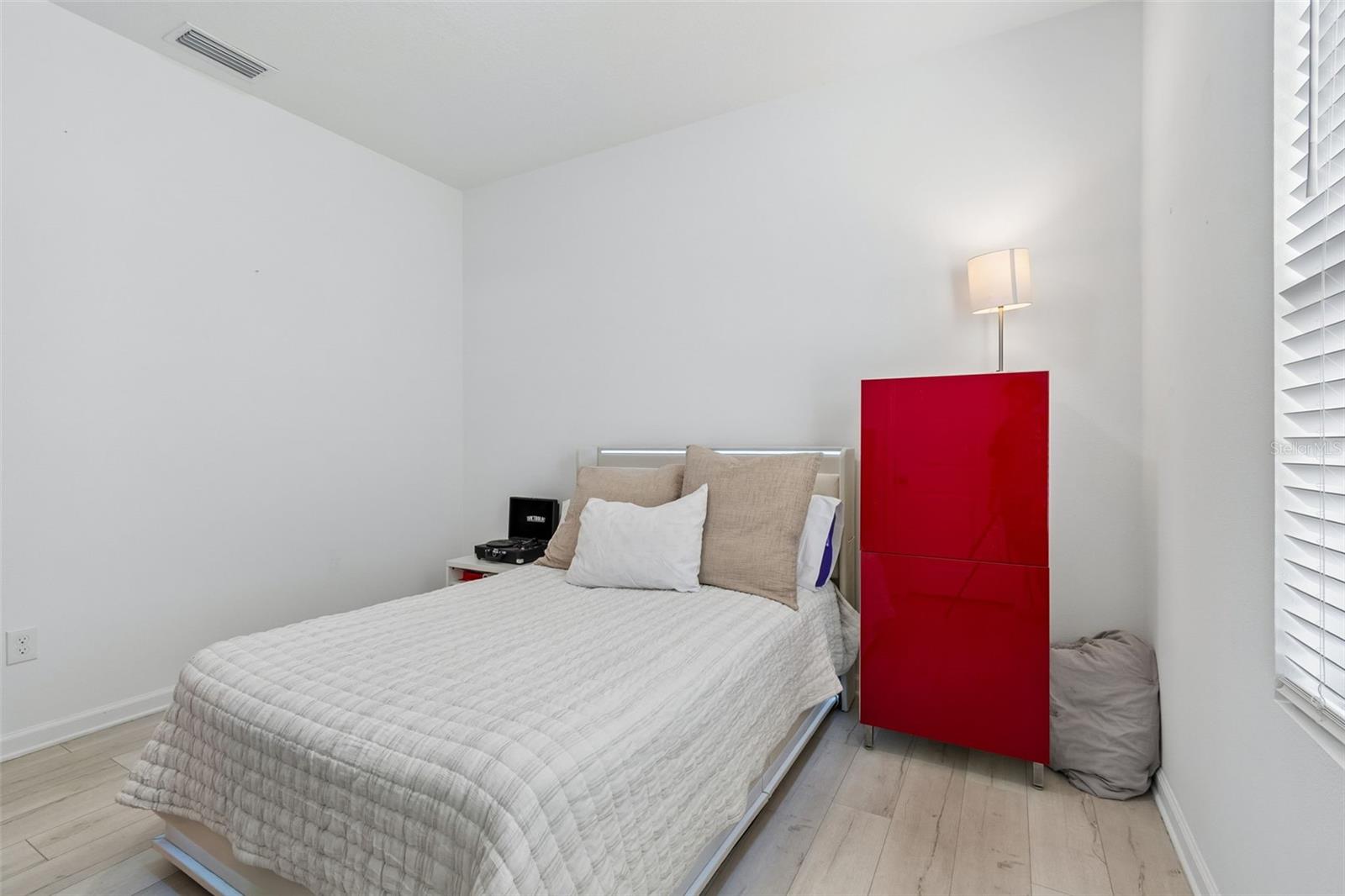 705 GARDEN OAKS SQ, SEFFNER, FL, 33584