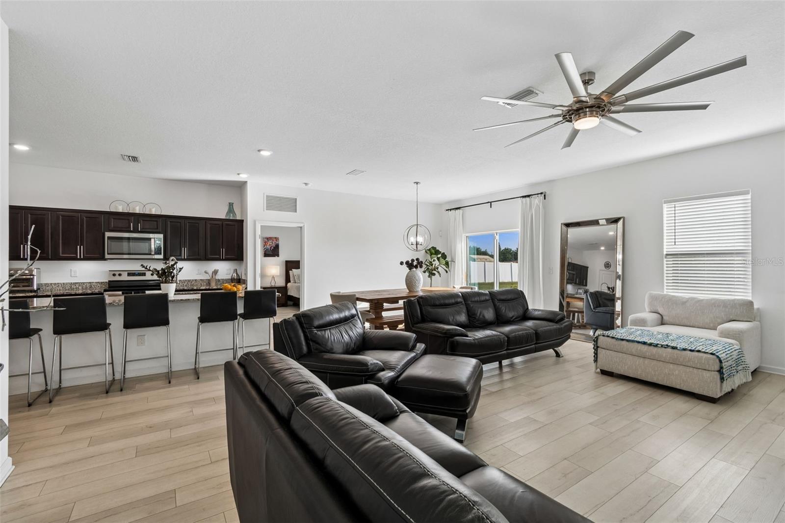 705 GARDEN OAKS SQ, SEFFNER, FL, 33584