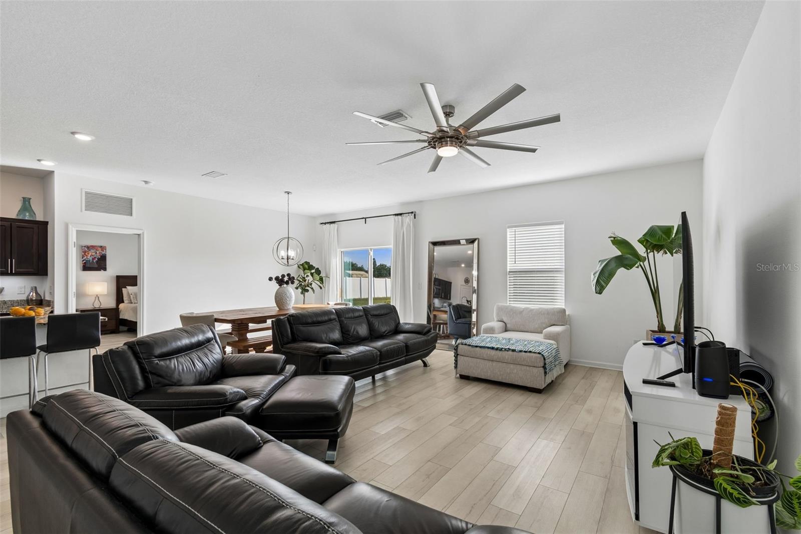 705 GARDEN OAKS SQ, SEFFNER, FL, 33584