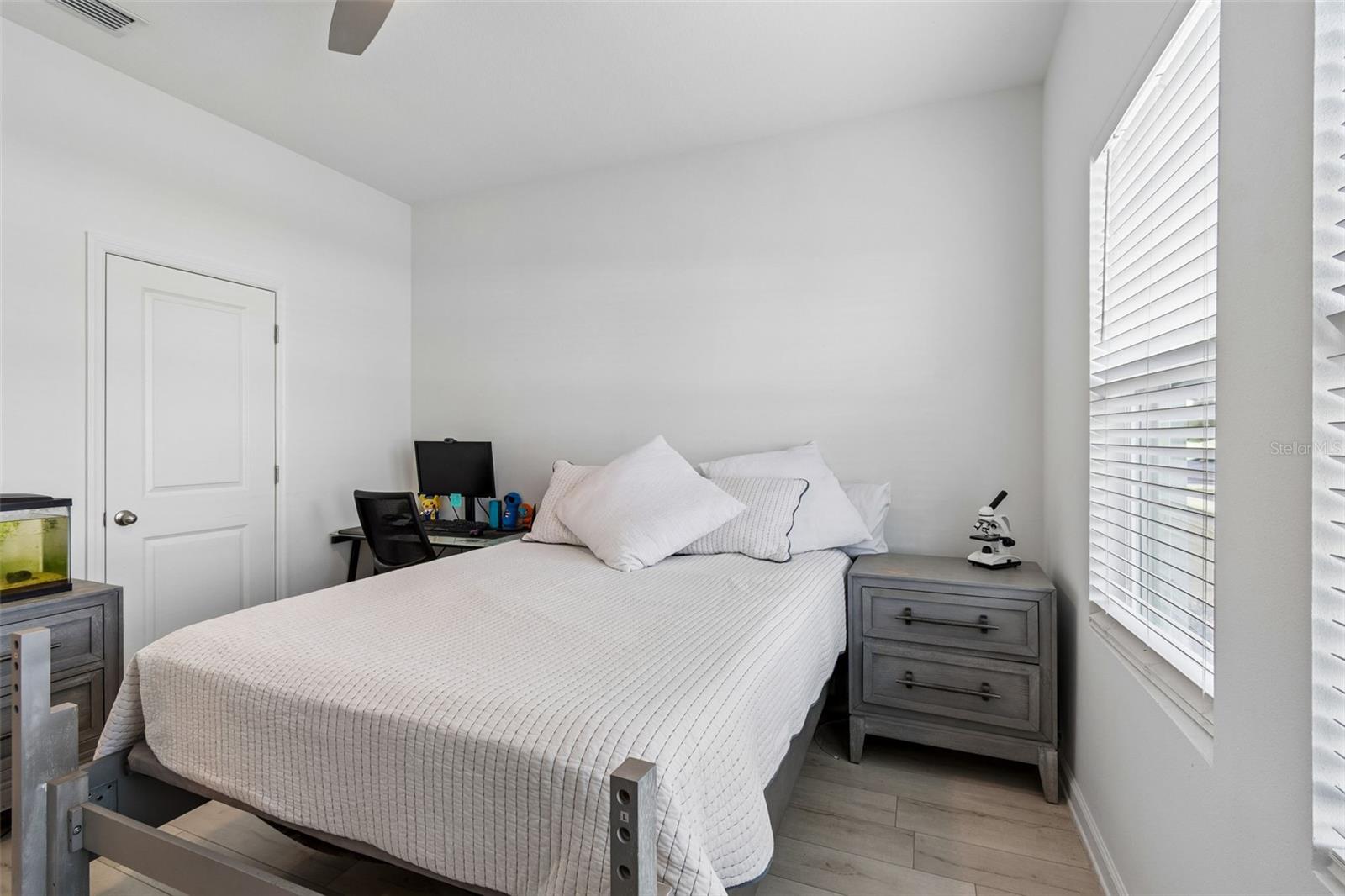 705 GARDEN OAKS SQ, SEFFNER, FL, 33584