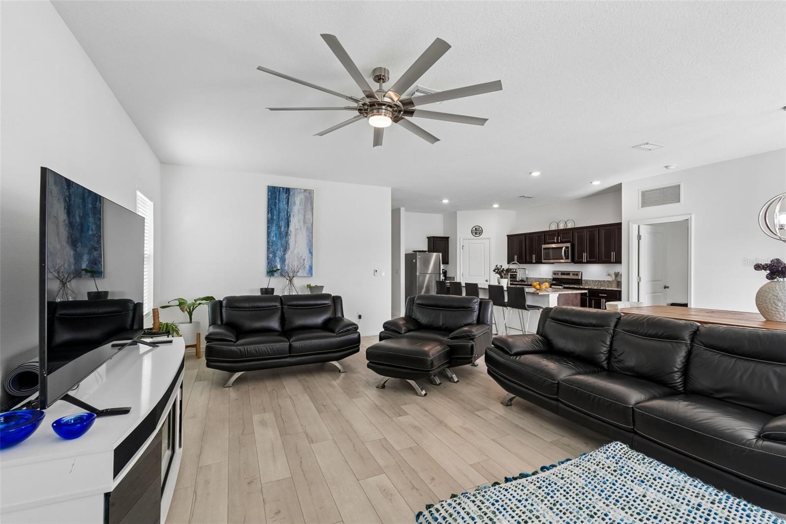 705 GARDEN OAKS SQ, SEFFNER, FL, 33584