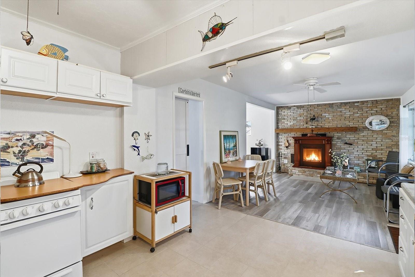 8896 W WHITE DOGWOOD DR, HOMOSASSA, FL, 34448