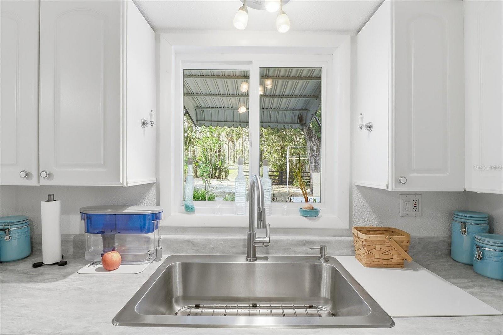 8896 W WHITE DOGWOOD DR, HOMOSASSA, FL, 34448