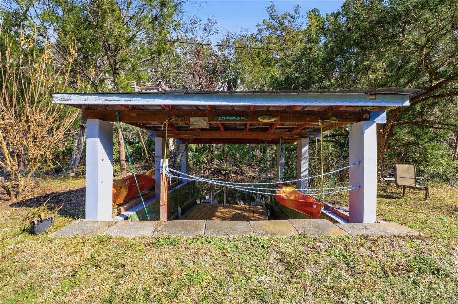 8896 W WHITE DOGWOOD DR, HOMOSASSA, FL, 34448