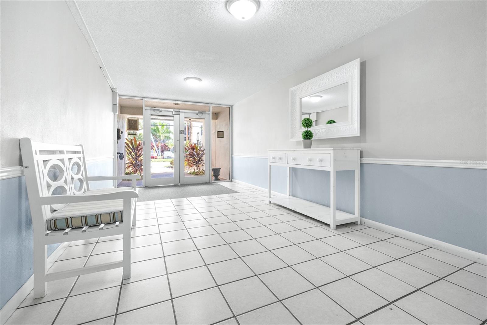 4606 W GRAY ST #107, TAMPA, FL, 33609