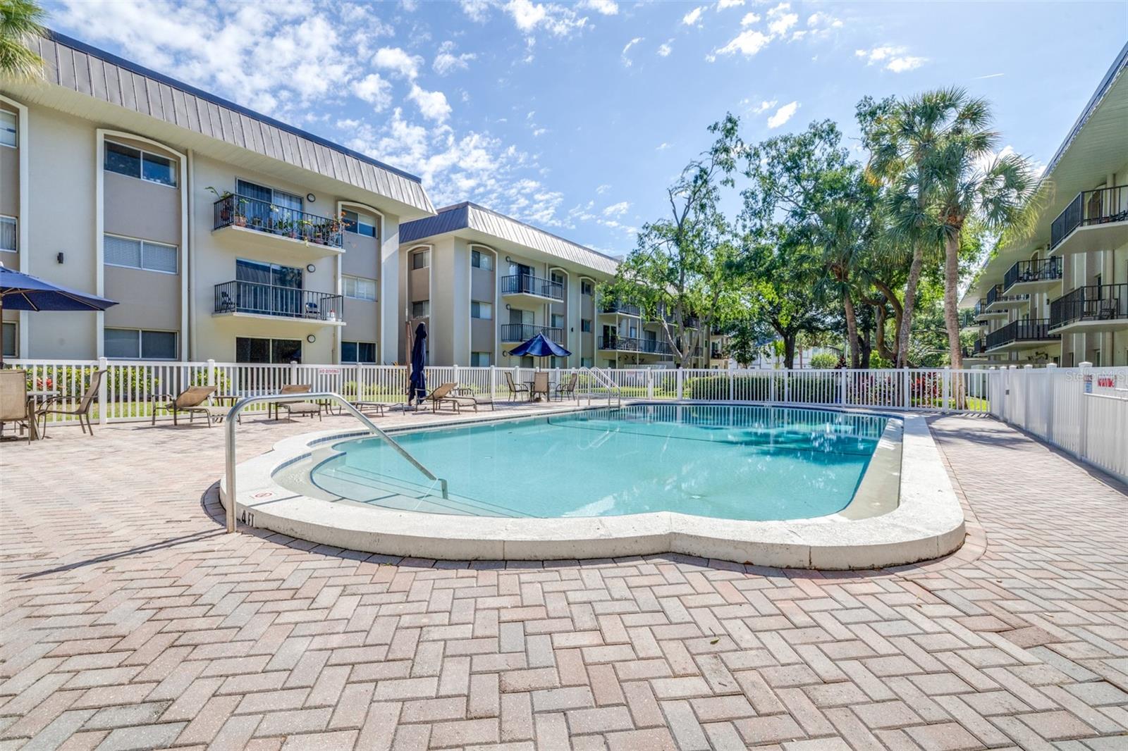 4606 W GRAY ST #107, TAMPA, FL, 33609